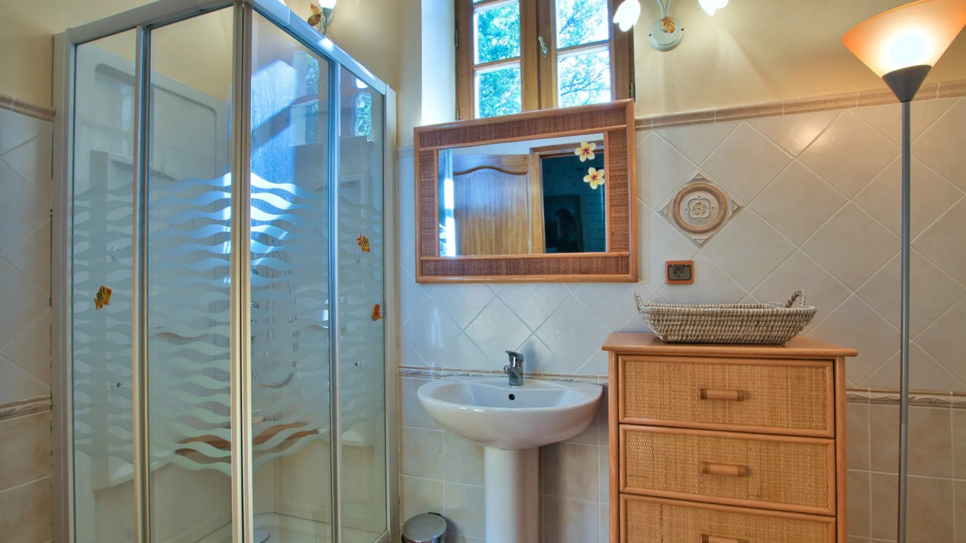 cmJbdqWBxV4AgjtsSFuBIquIWtNm4yns5jx9UuXJ