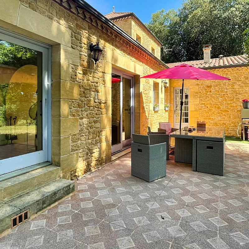 BBHPU8qP0A0BpAeVv0CAbkUSU6VpEBH0dSXIEzlY