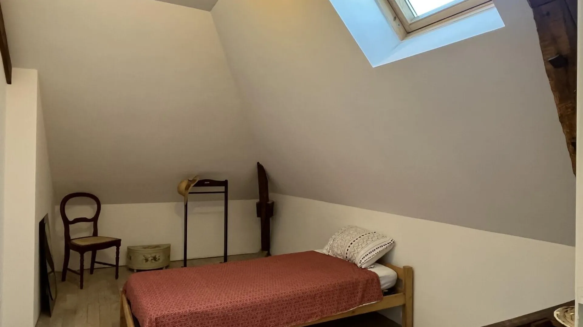 VAN3F7tIINUh8UCkoxG3sTUMurymDXwfjm39TP7g