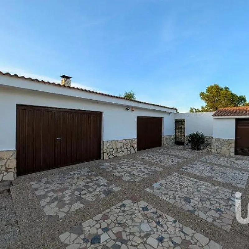 1KBcmL4BAvVg8B8SvVqmb7LScNIUQDY9yyLNIHCe