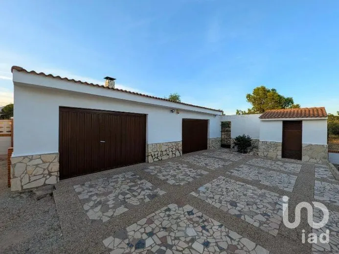 1KBcmL4BAvVg8B8SvVqmb7LScNIUQDY9yyLNIHCe