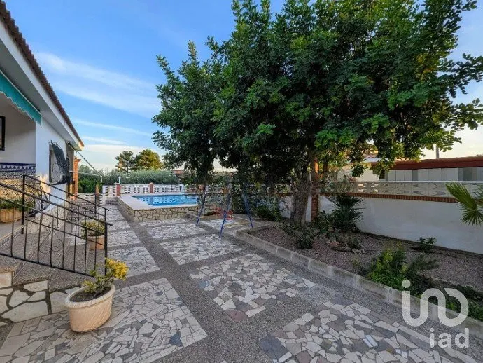 0PuZKxXgTKjRb5cFZNanDdy4B6sVpLXGwZYCbWQl