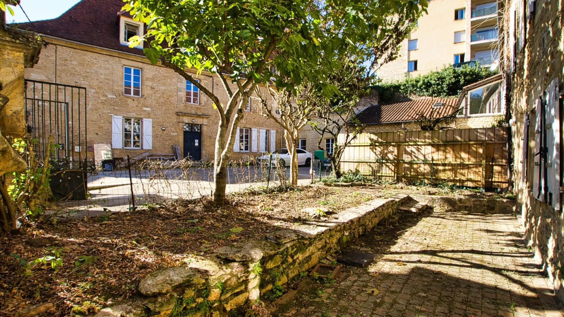 9w3LRL00XoLtNmB4k2g9H7tF0UGmvh0PIYLdVuQI