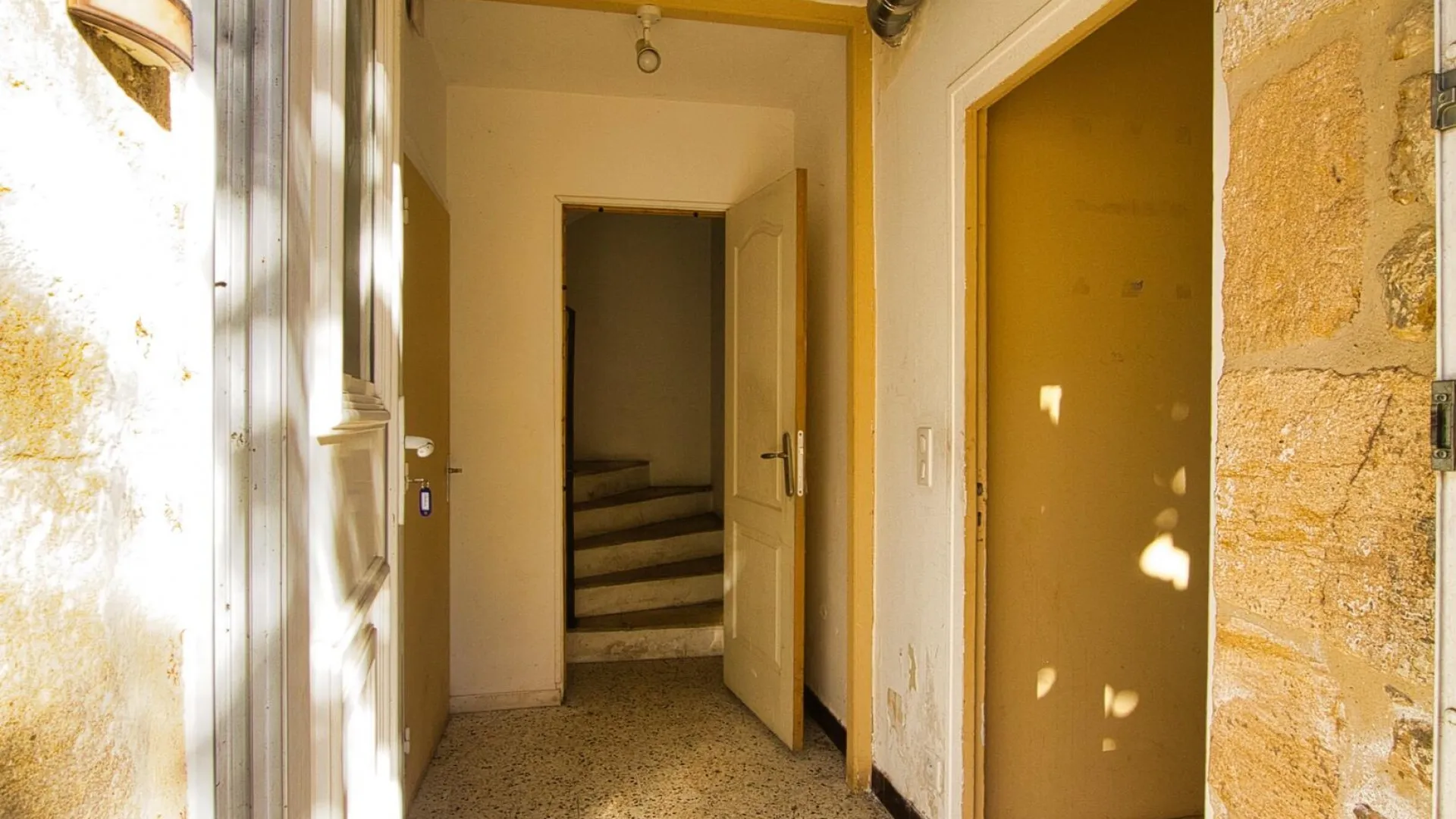 U1zLaeTqlBKdeclSIH8lcNx7r6Dt8ve1VnONLbD7