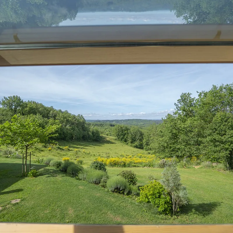 wkXfW62E5mPb4CBxjPR1wXpbri8lJU4CE1oubLjR