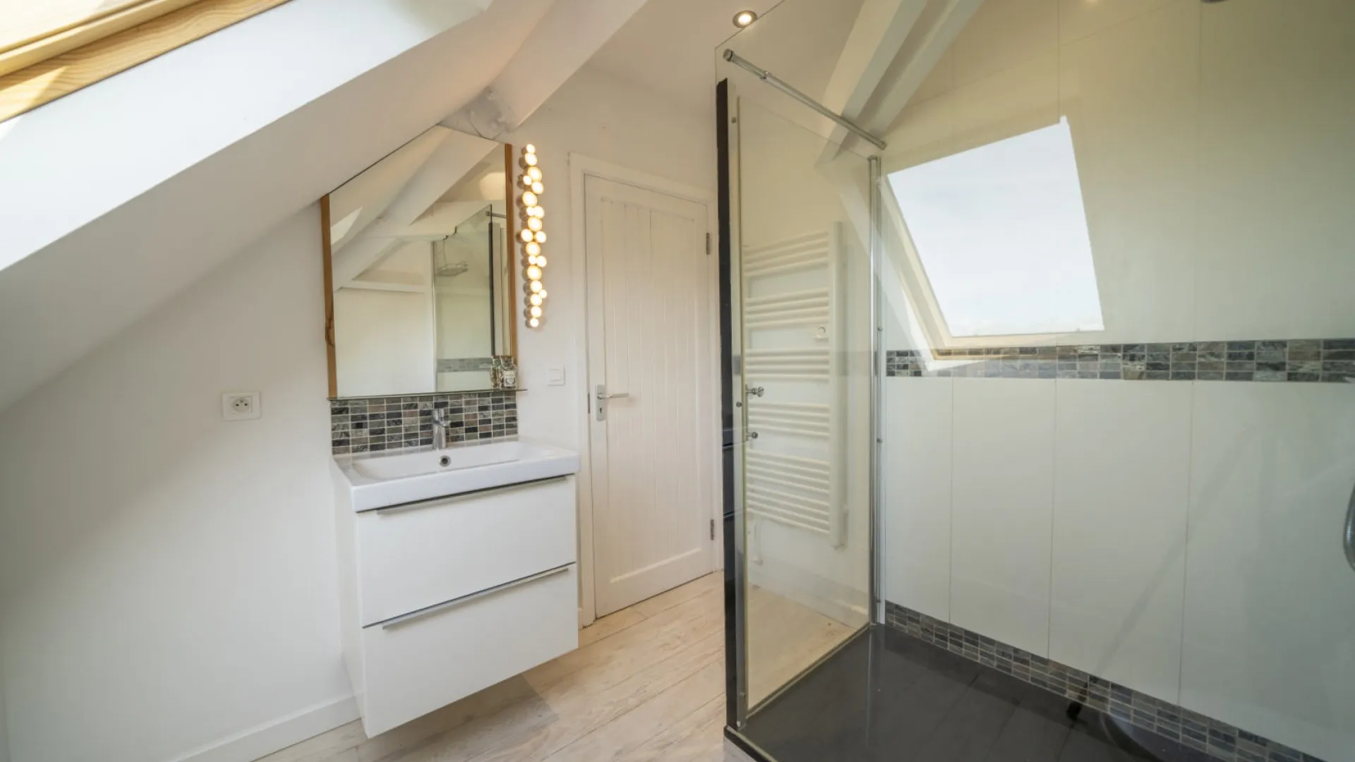 nEdflaSdcFD5lH9AlbBL3v6SmIyMfF74uvK6Rtf0