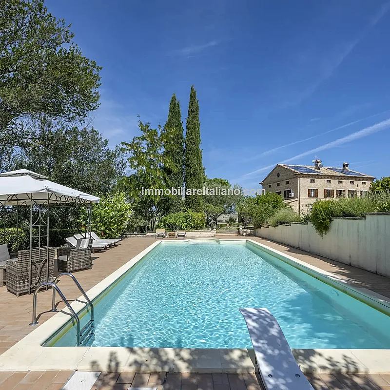 DJ4OvKyViXl5S1Hes4GkvFIHI7PVmhAaLuDR4bZ1