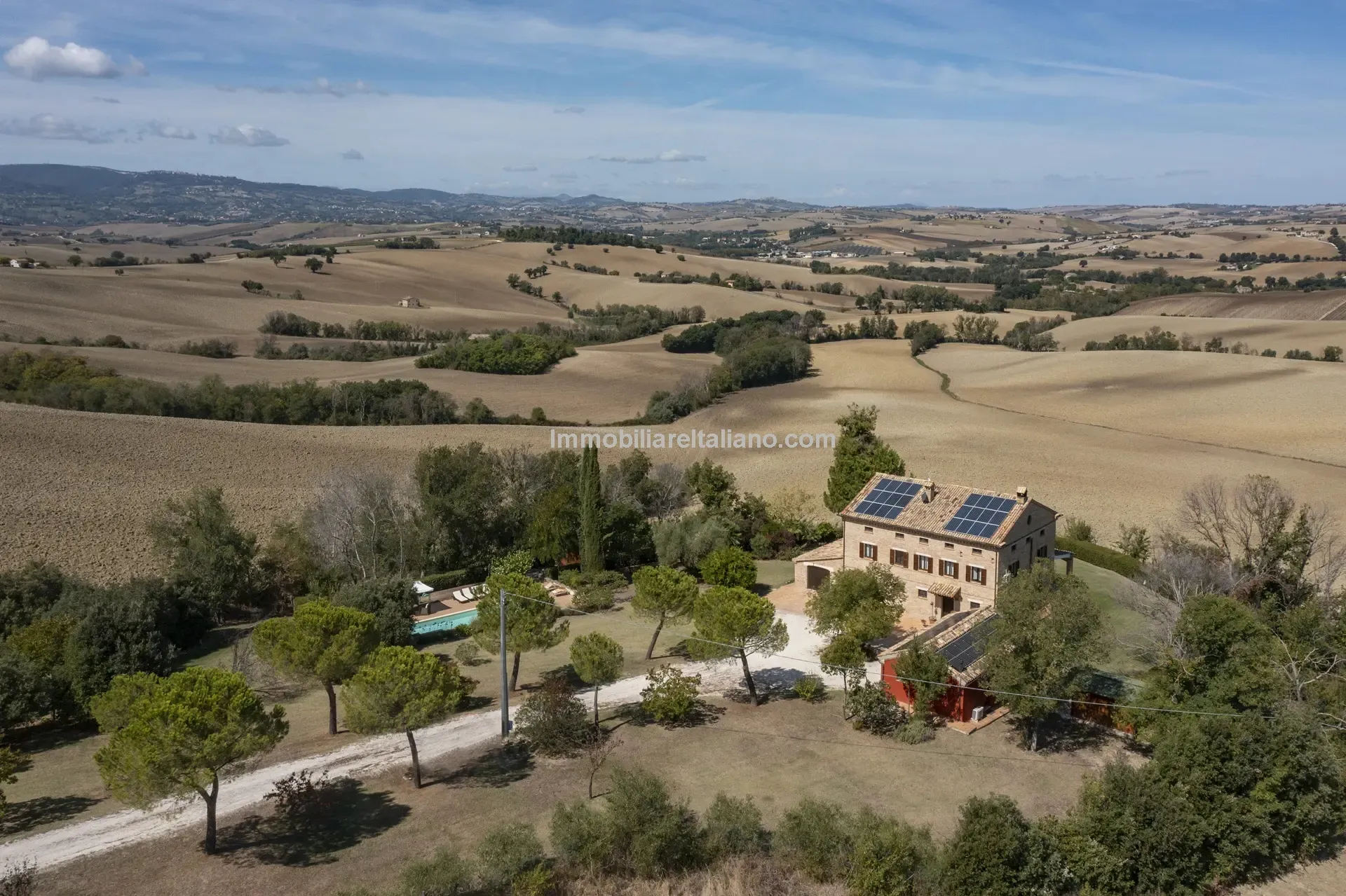 VRrcUZhXseXdoX8uReEeG17zD15Flu9GMufbAIa0