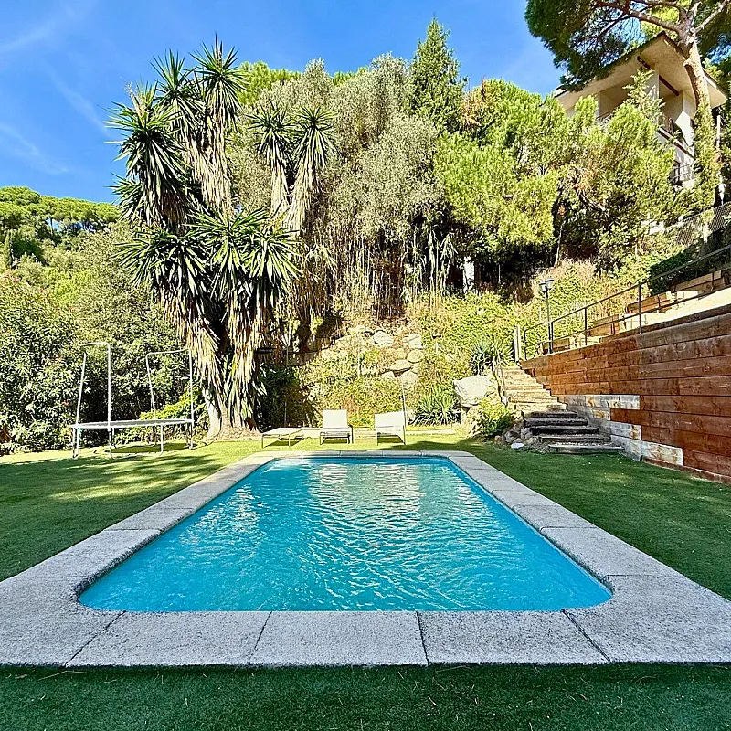 DAsLYXD0PKWCKB846CMcBPLBzJ2FRf3ekL3hi9sA