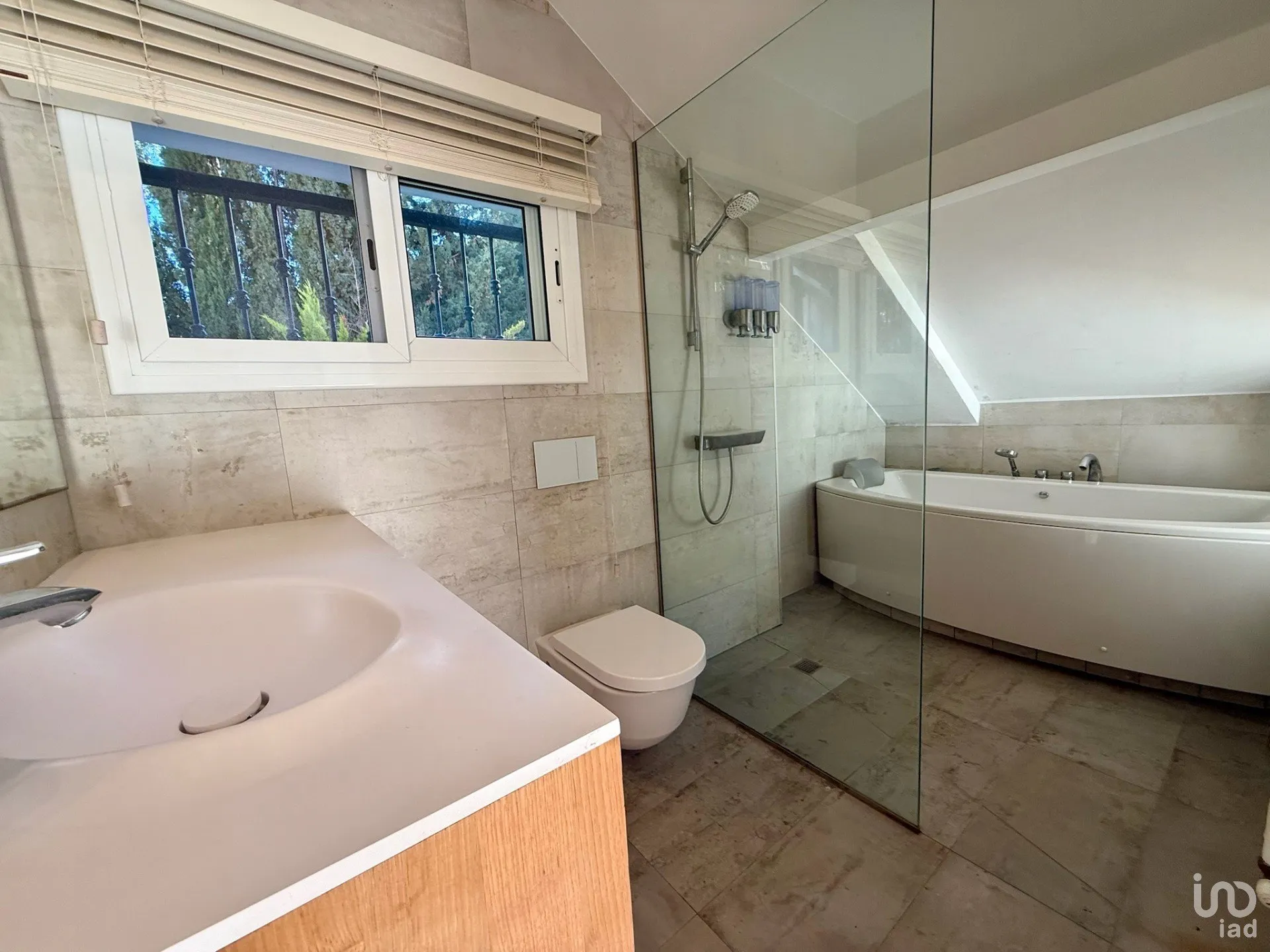 sXVmBDl7F895PjbrNOTQBgeYaNWyNYuHhbfWAzhQ