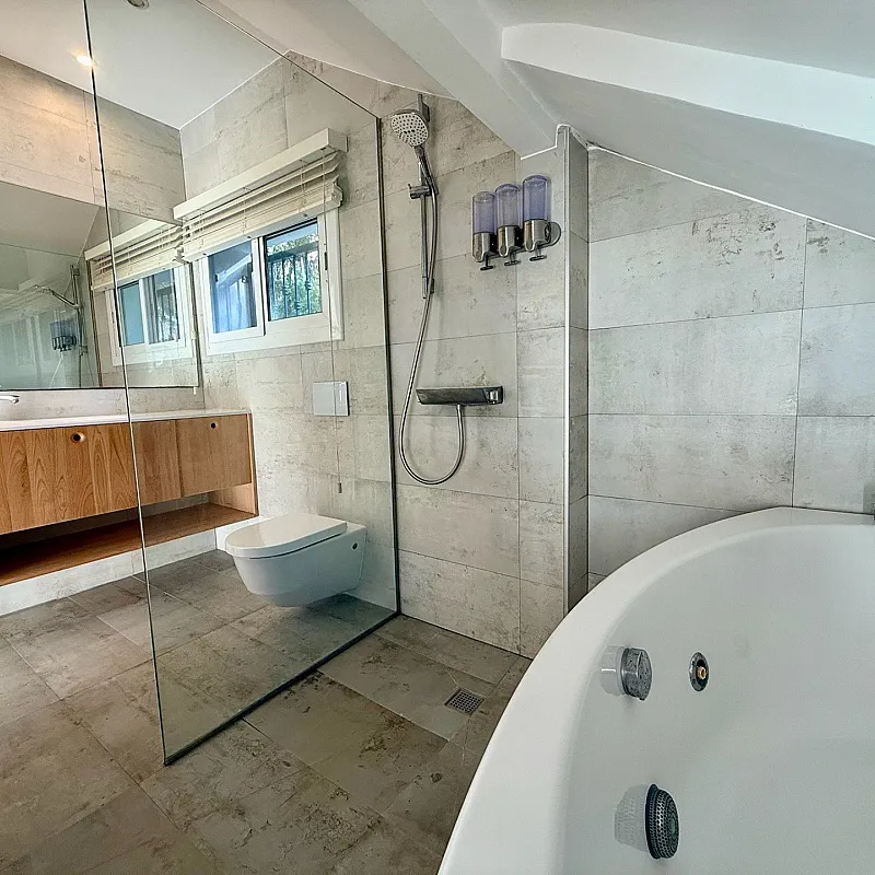 v2uzBhm3Sq8S14JUsJXEi82alMgiwsWdbyDfPcD9