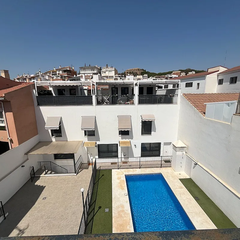 wA9NaUYDmmB1nC2gUEFtKKFGEem9T0IccmMylfhw