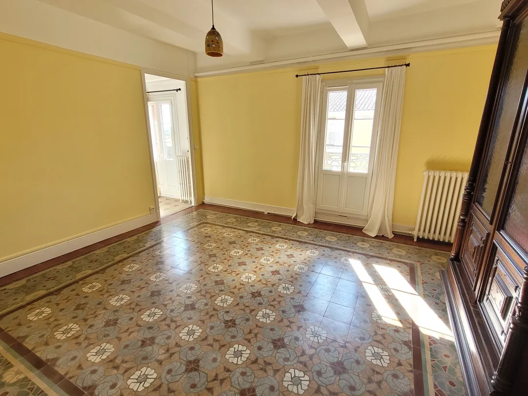 V4RIs375MSkftyoQpnblCVrid32uWWzPTAZTizXX