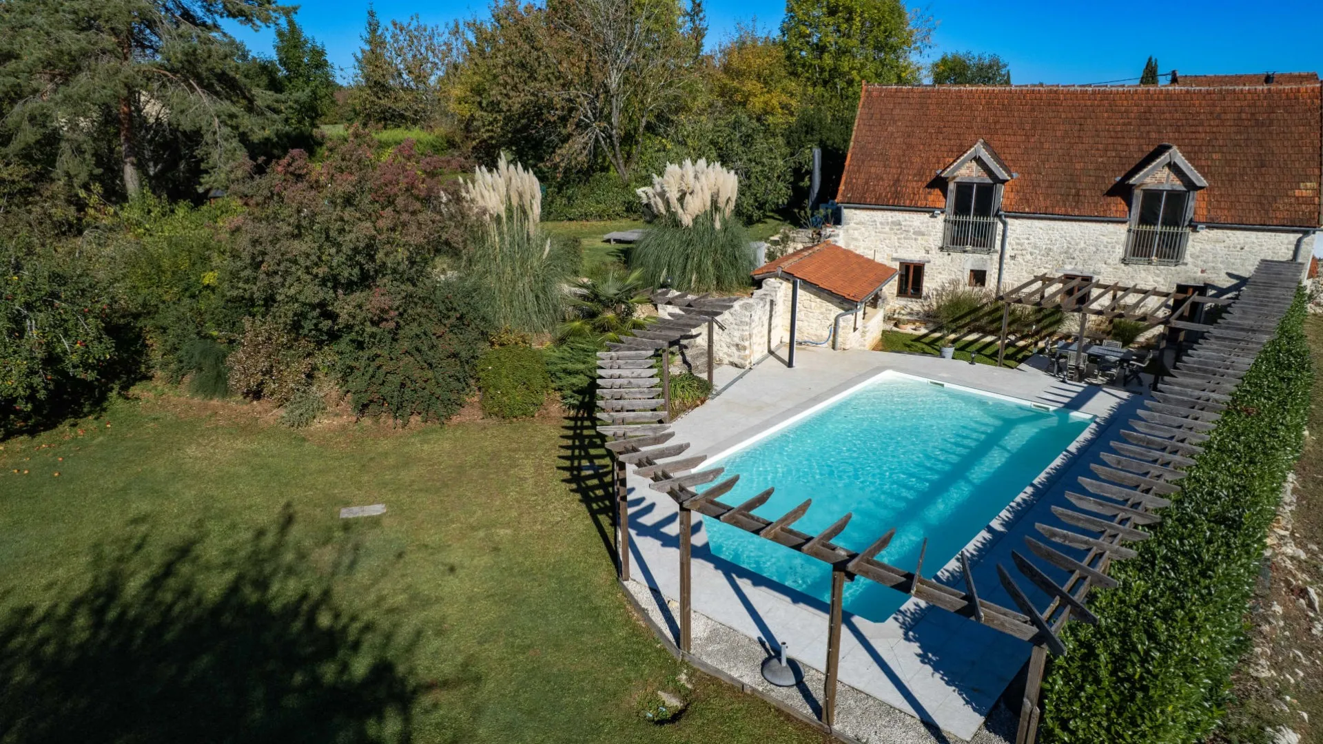 f8eNuV6w5vRssb6KbH0RcNAmoKm4ni8v8DYk57mQ