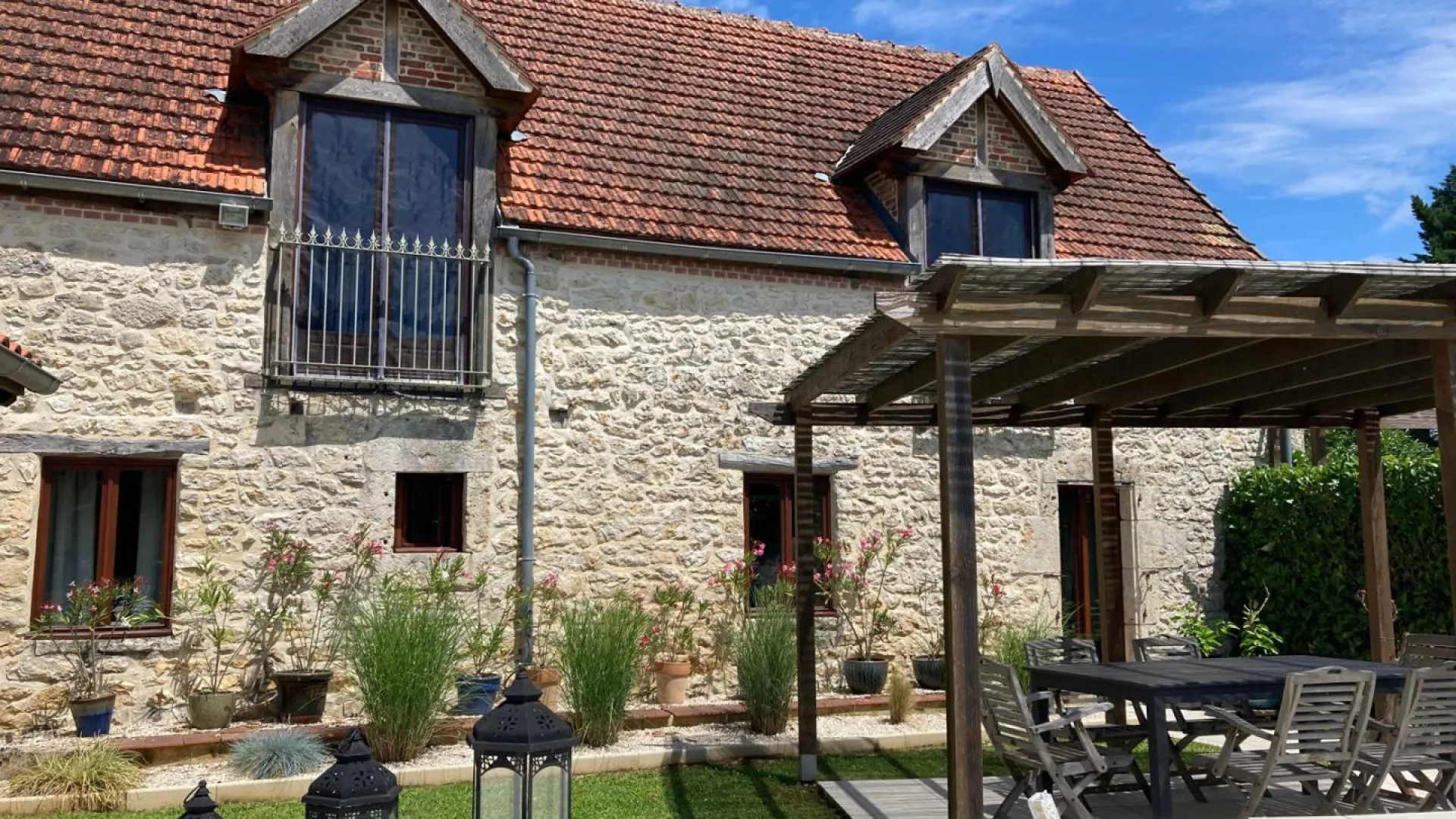 vpsJBEzGnMumyHbTKtGl1pt8MNuNZzkxZO0oM8Qu