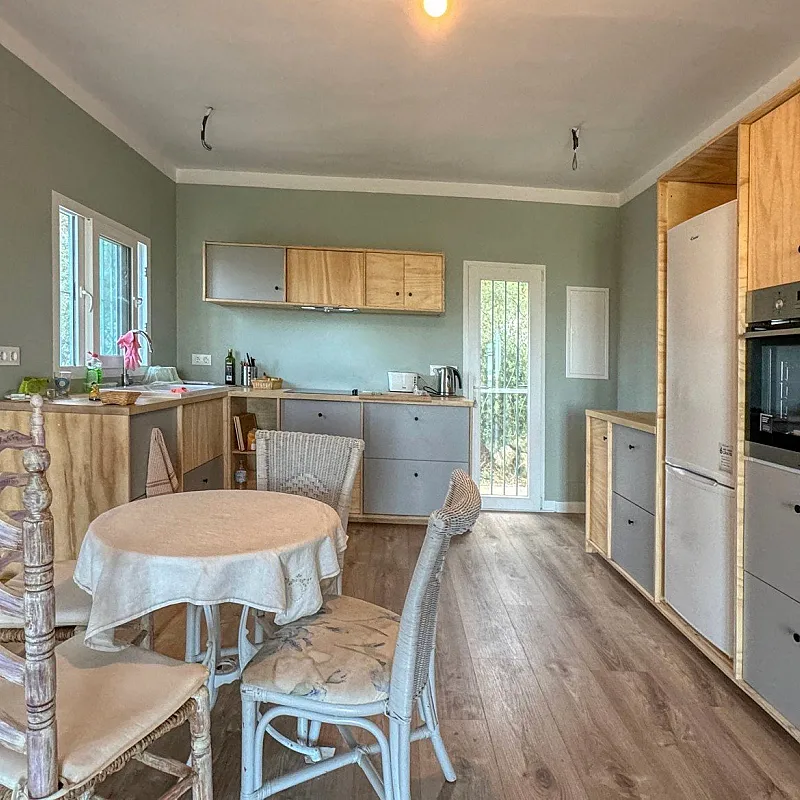 V5KNuxzJQxEgUL61ISxs2gZsKqZHbkT0VKvIZFXH