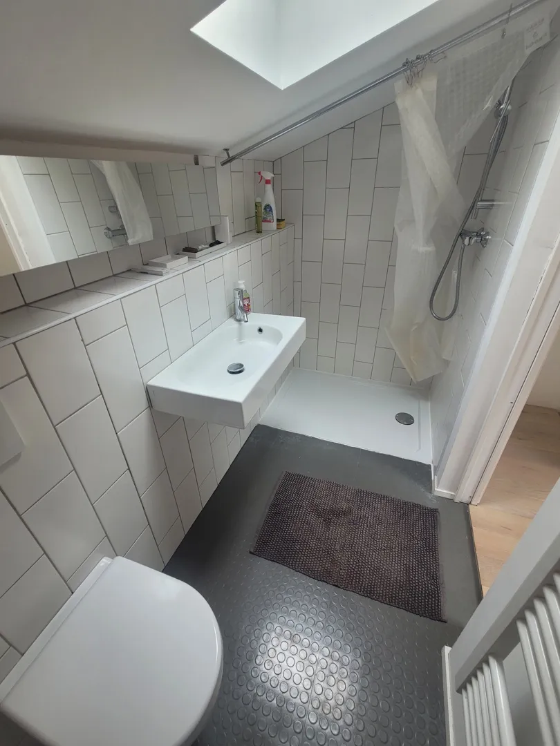 e4A2dgIcedJDtp4SllIXEmqcDYSNm6XxSZj6qbnj