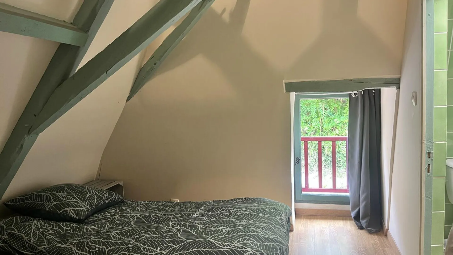 0CZJFsHUfAheLNQnZcxvzmr8ezDqCE0bhLb7TU8n