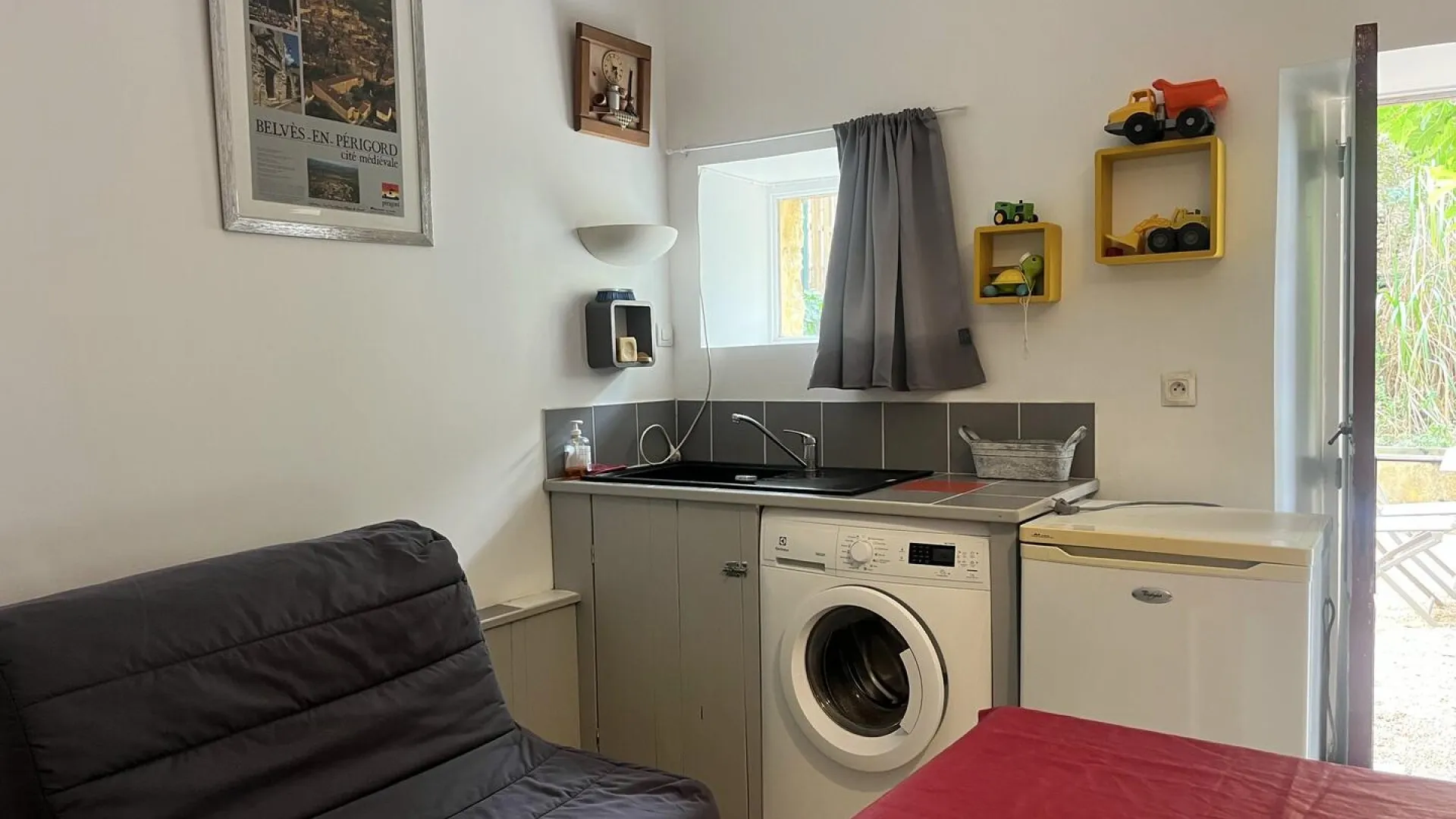 GIOJWF2Wy4VVBbCvH6OCB712MfYt27K8CpoM2Sfv