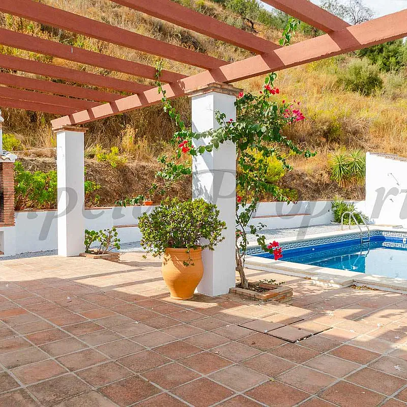 uB9giMeooK97l4IenwwVwzlMRFWAzDNU5qxTyqrg