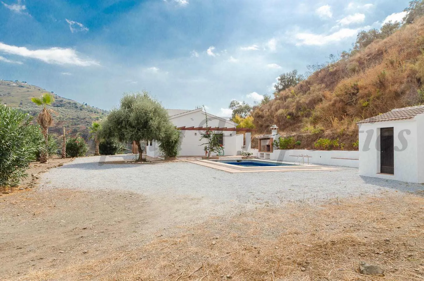 scch0k40ufkiJx6EV2ZxZLcwILUHFlazaya92i3M