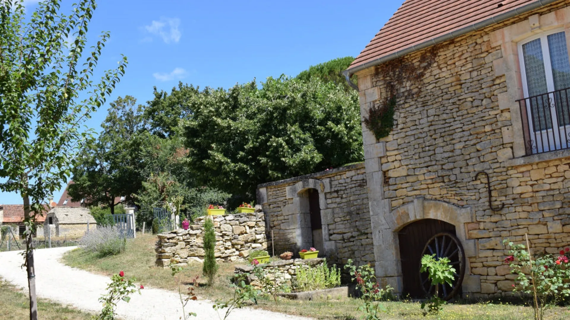 6MhTbo5nUHISXVDvhggHmscPybdl16PW9id2augS