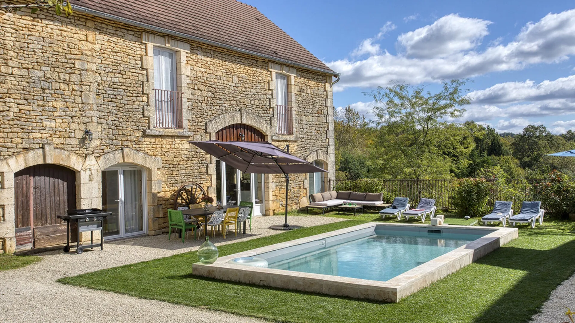 kYeMQgiJ1OB5eWUplXosbM1MQlPl5YFvDhQs2VWf