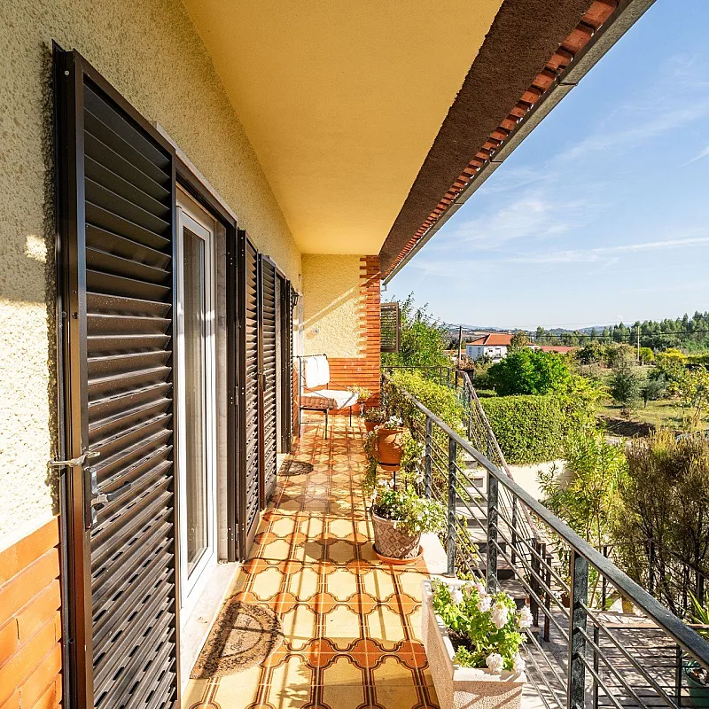 uz4O8F9jpov7mESJZYAvZol2dzl9sWeSUce5hsEd