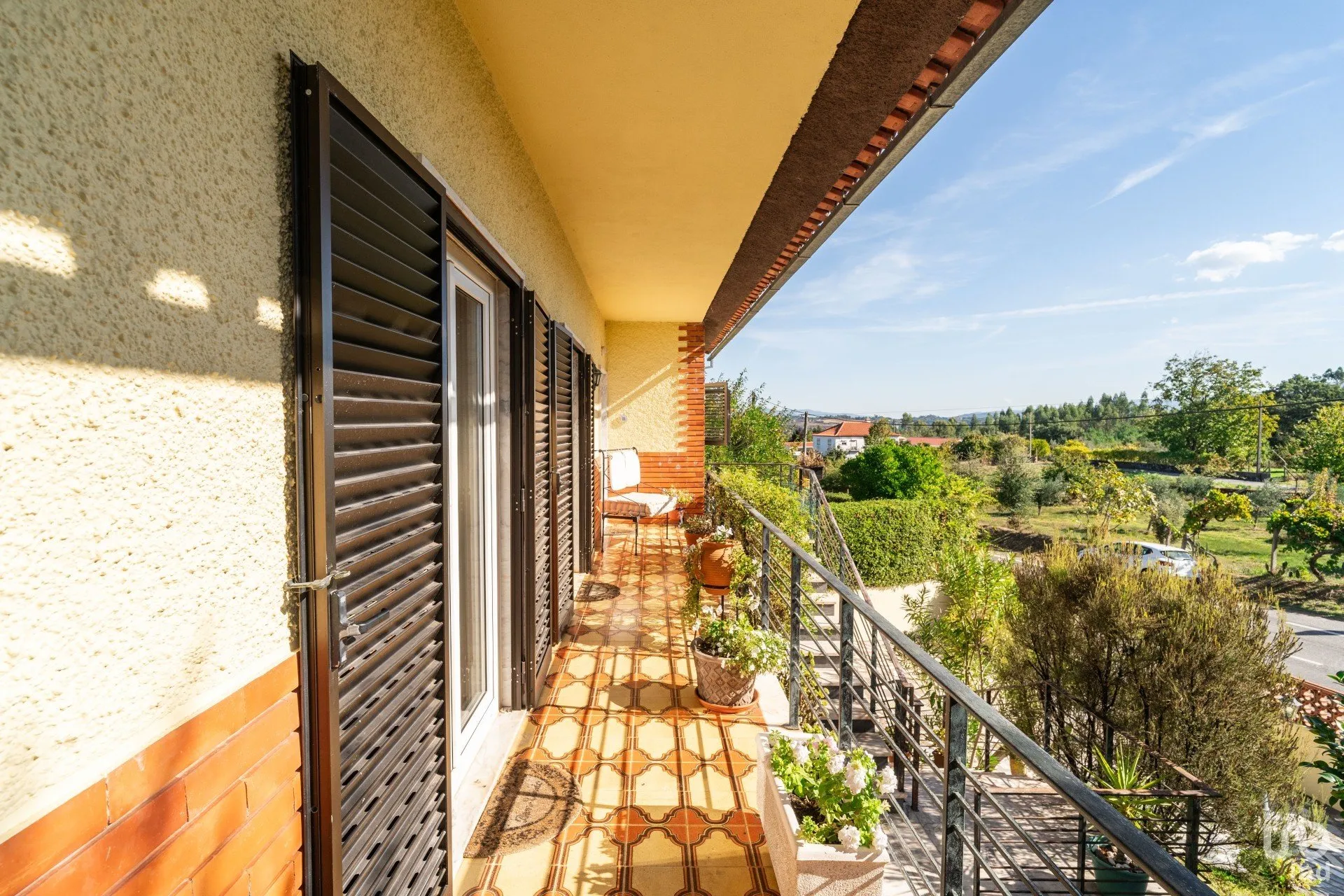 uz4O8F9jpov7mESJZYAvZol2dzl9sWeSUce5hsEd