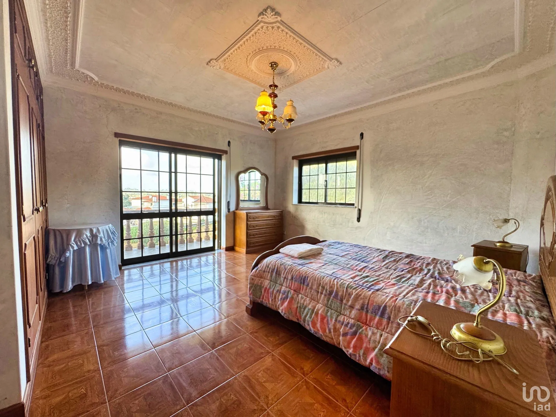 FXgchQUlcOvyPlYvJ50mNzzx3HYYdlDYw856fkun