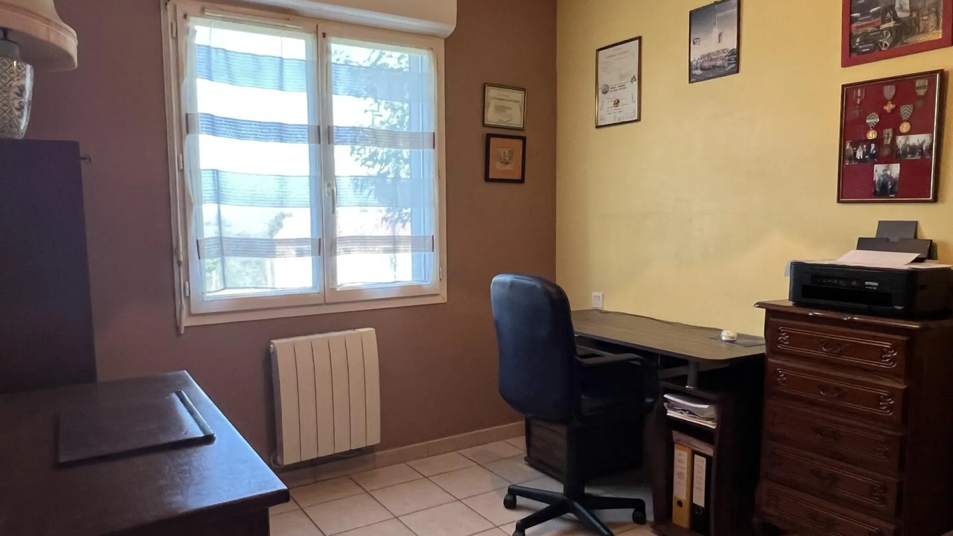 DrXJSVZI3nGXTEakp8F5V1YYSBvFk8XIc8r7lgy3