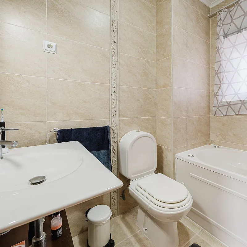 UMQfEefYgTZtcsLCGom8MvA8FPdFqEegnEfI2LLE