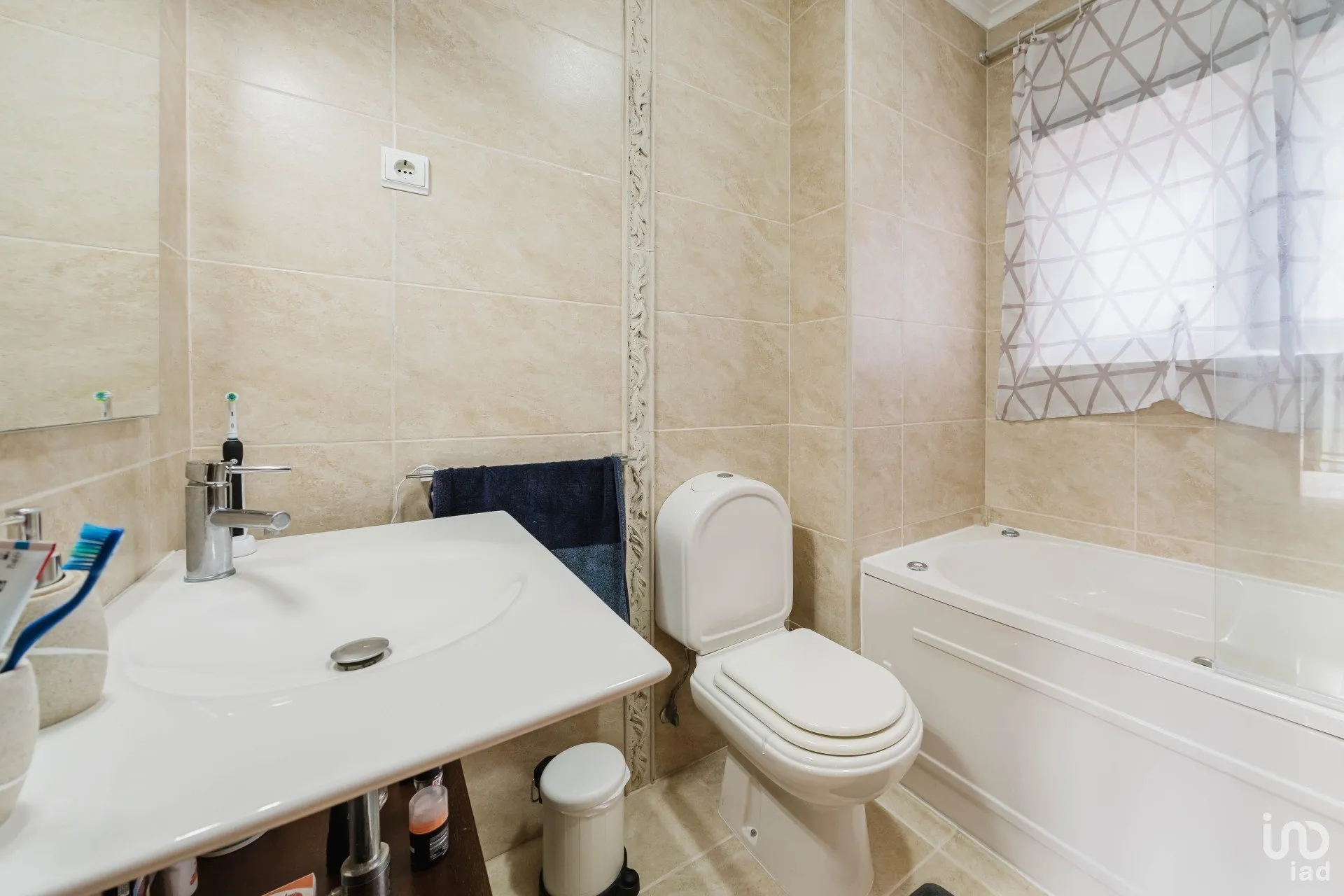 UMQfEefYgTZtcsLCGom8MvA8FPdFqEegnEfI2LLE