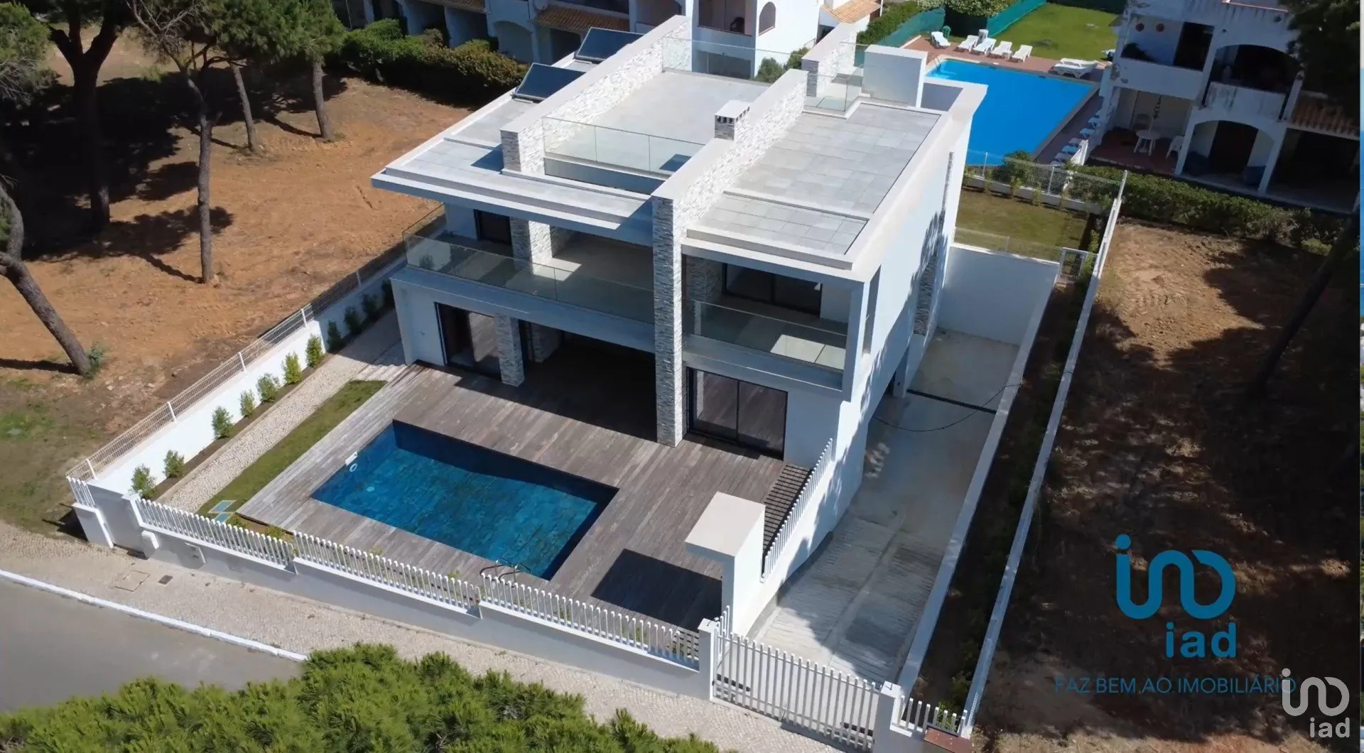 AuU7wIuuTXRGFUheBGn4i3Nl5DmuhZwQySzIMrNJ