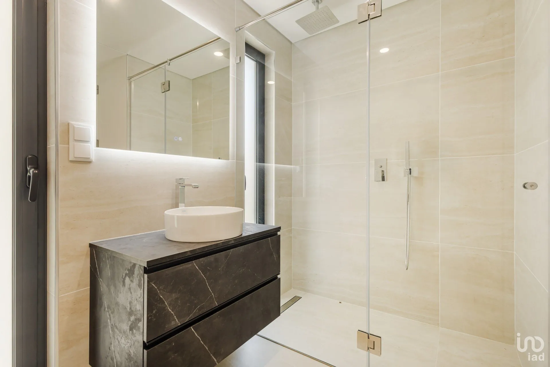 KGl1mWDCxklXZYqVtWTbxfJqaTxBsAIP6hSFl7WS