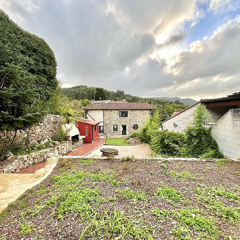 leKn2XEnxDnlakV2SHTXQeFLu5GYdszY6fRiIqvb