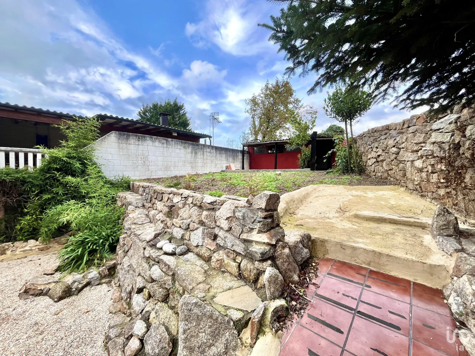 LUymYcEdW60z5ye34ngp7jgjv1oQnFpVp4eLcvkc