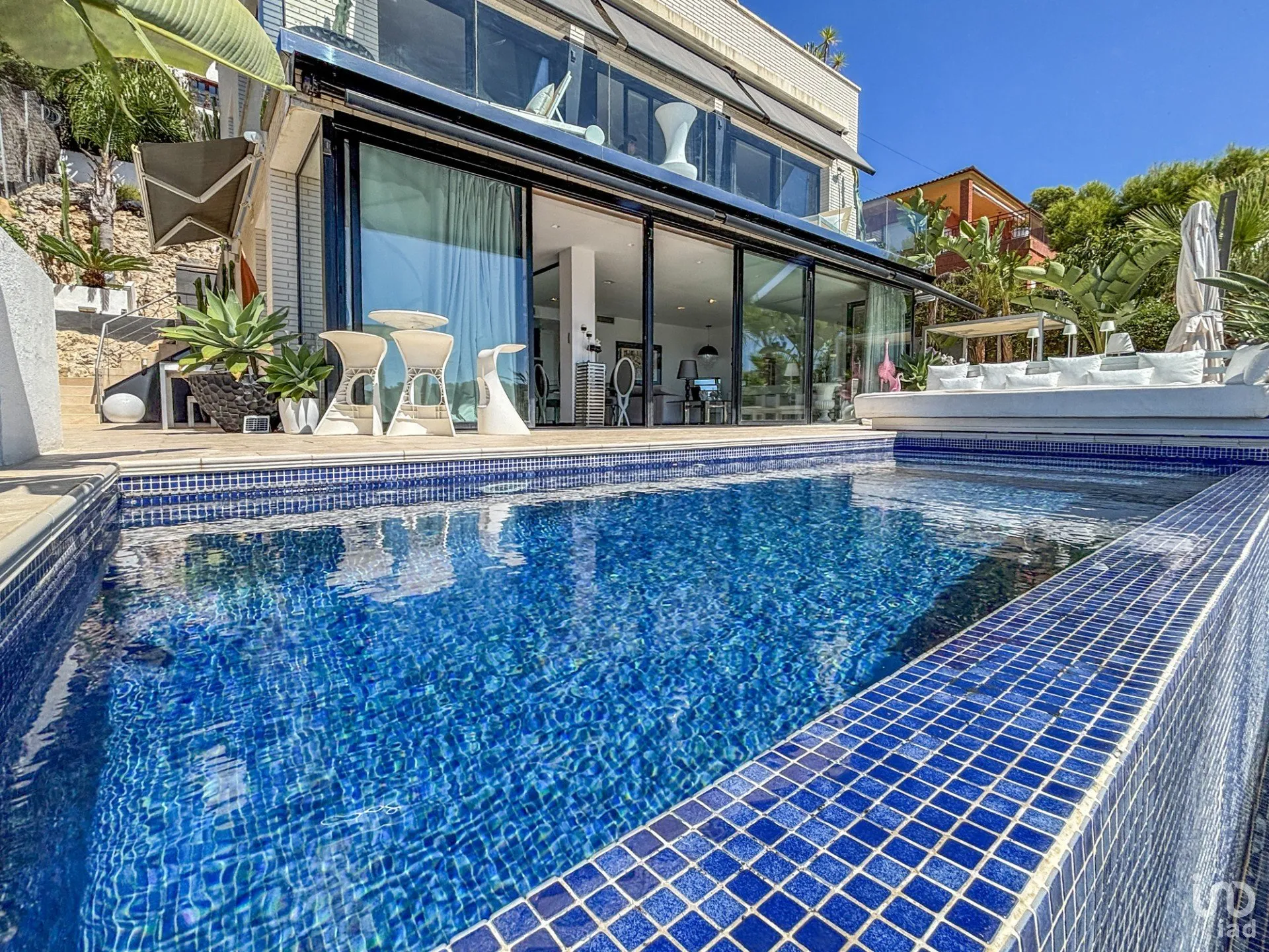 SdGrrKCviEaxh7FmaviNR9jhRUQradsa7auvE7Ru