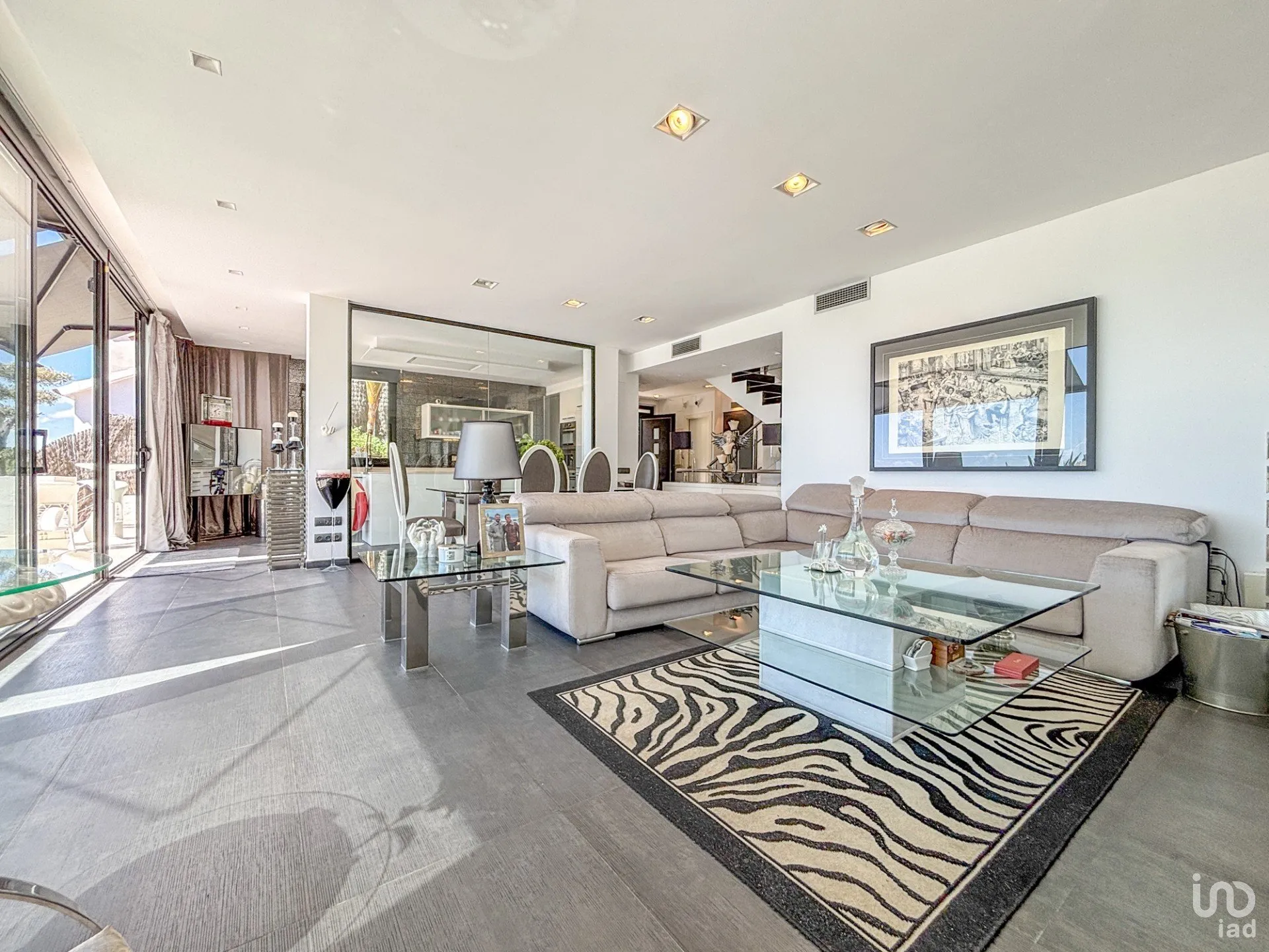 YQmb0NoJ7nGIZ1TLXOGRmJpSnz7fM8mAkDeAUNbV