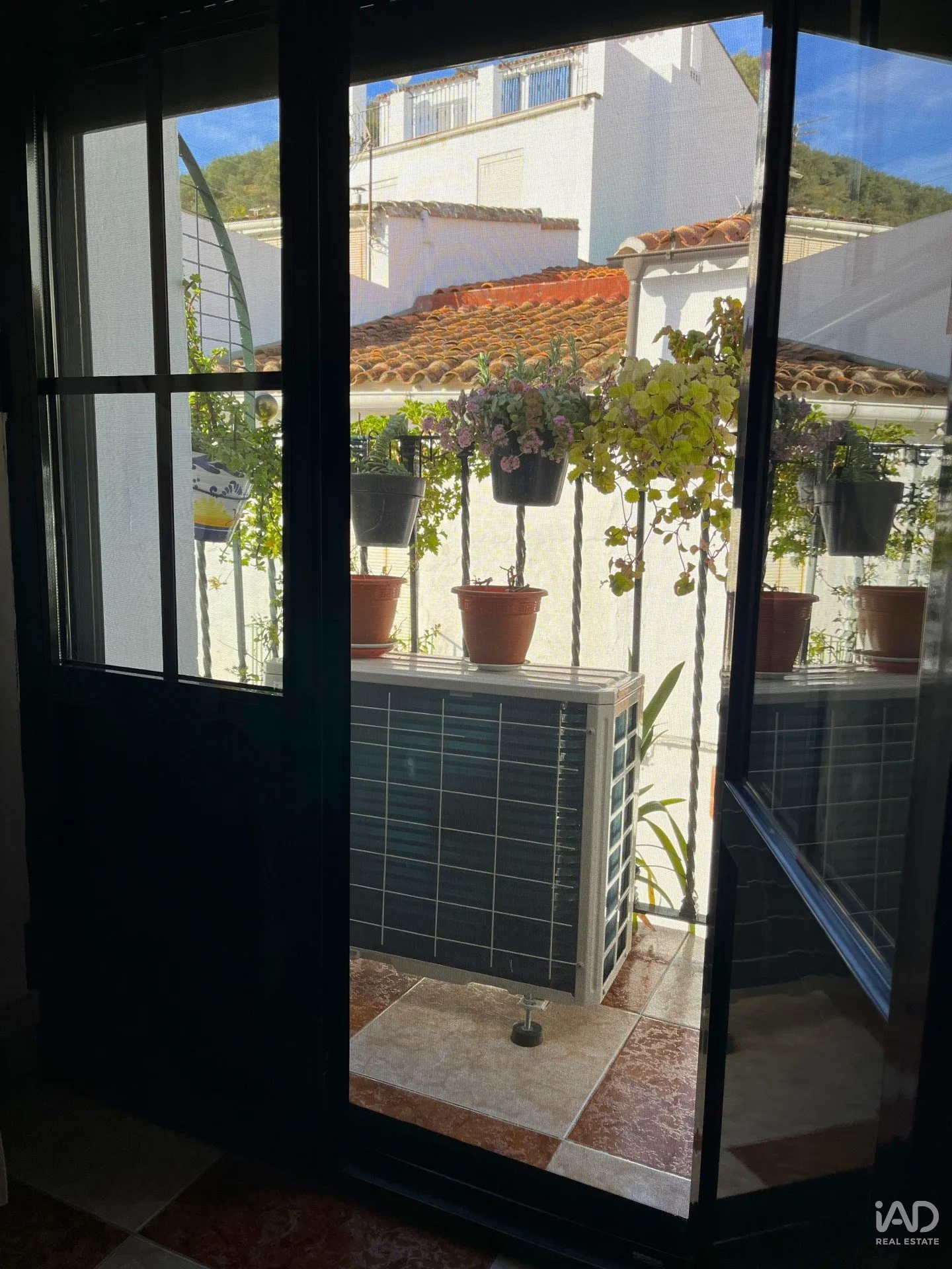 TvUUvsjc0hmacVMhxq8A2fcwmE6mO0reNGy6oYAJ