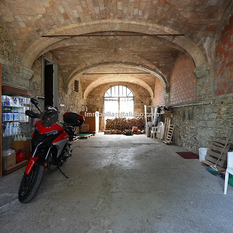 HFNjB8CgnchhtEgckQKqr7eWWWiUNA763jen8QUk