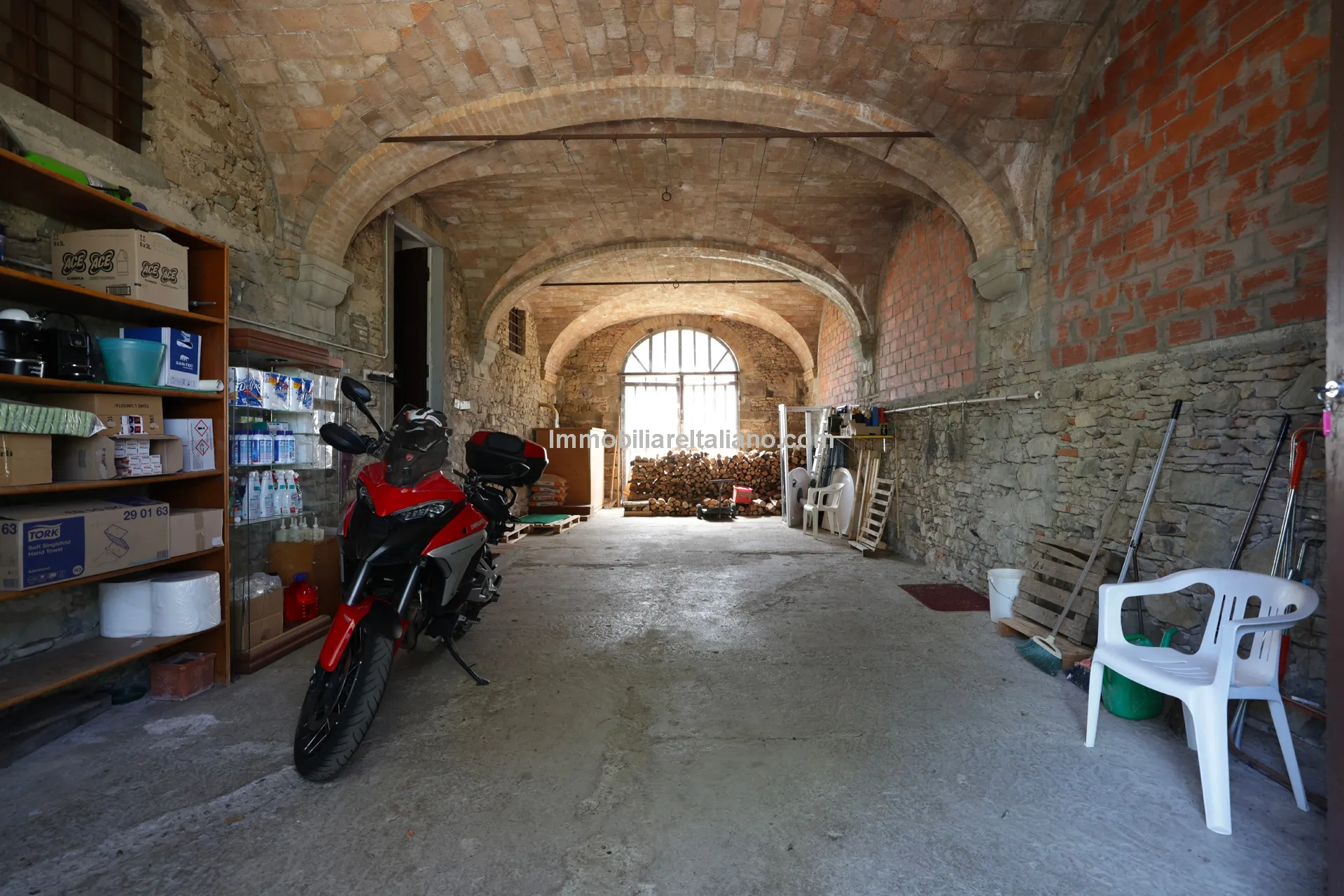 HFNjB8CgnchhtEgckQKqr7eWWWiUNA763jen8QUk