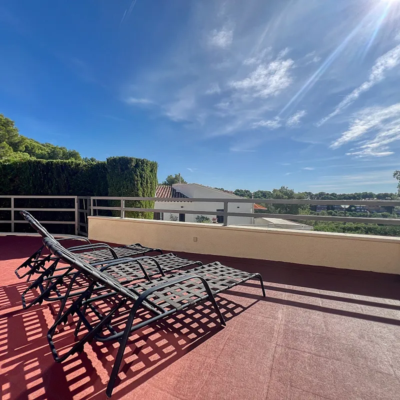 50OxvMxkrXUDmjJzeug4Tq77qrhjQvJ9r0X2lQvo