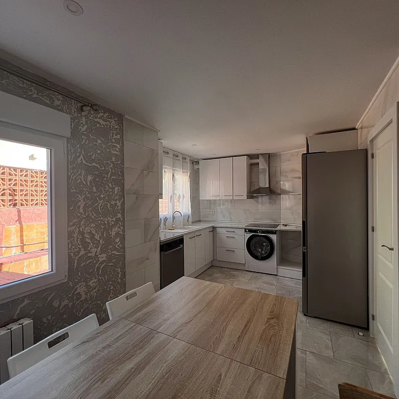 kZ81VtcxQsT6kl3YLKO2IyEEUuadpfrmvJue9ELc