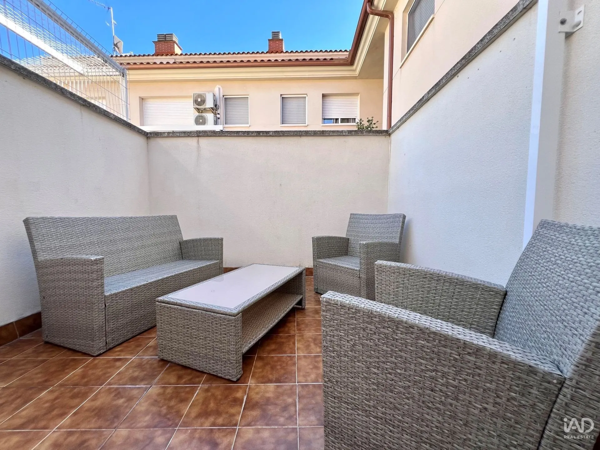 6smKvrxoSZxDUZCZyGygP44JIbfhmKGhyIxklAfa