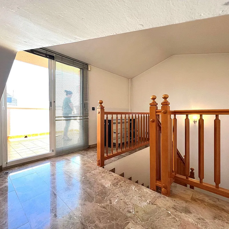 OcFYfeIDPVBFFnxWHsQ9wC2vHPrtYtBvlpkRrCa5