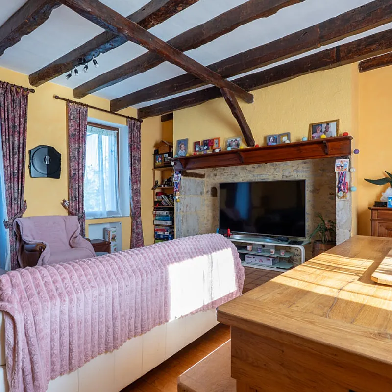 AYSm247VVVSTQ9rU9Z4VJrpAYcqEv3yyre5tWzUD