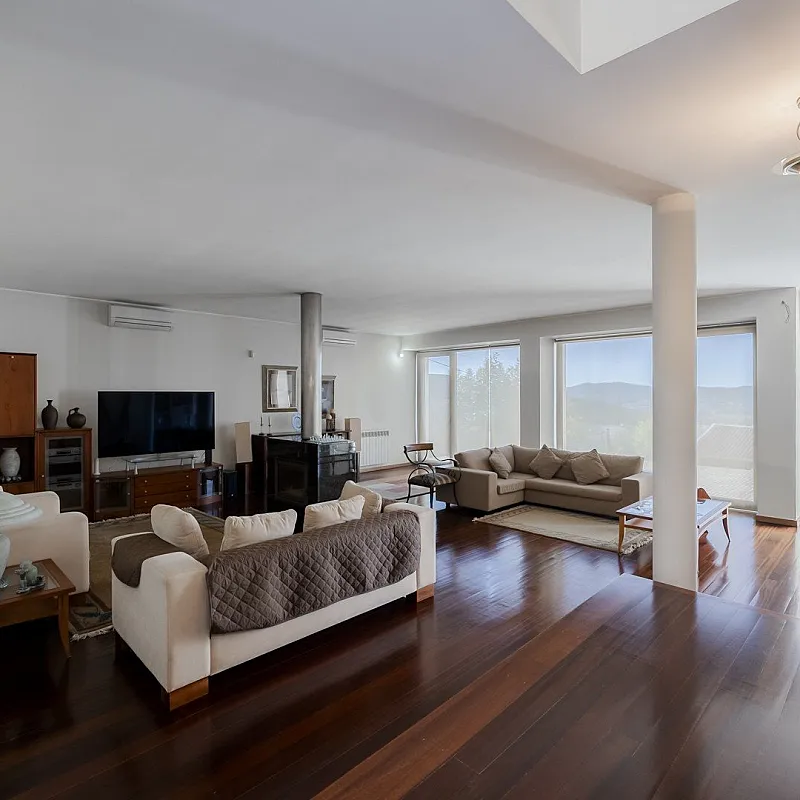 1vH66dhzkPDHjSYCDaWDKkArW4xim4plNedE3lwj