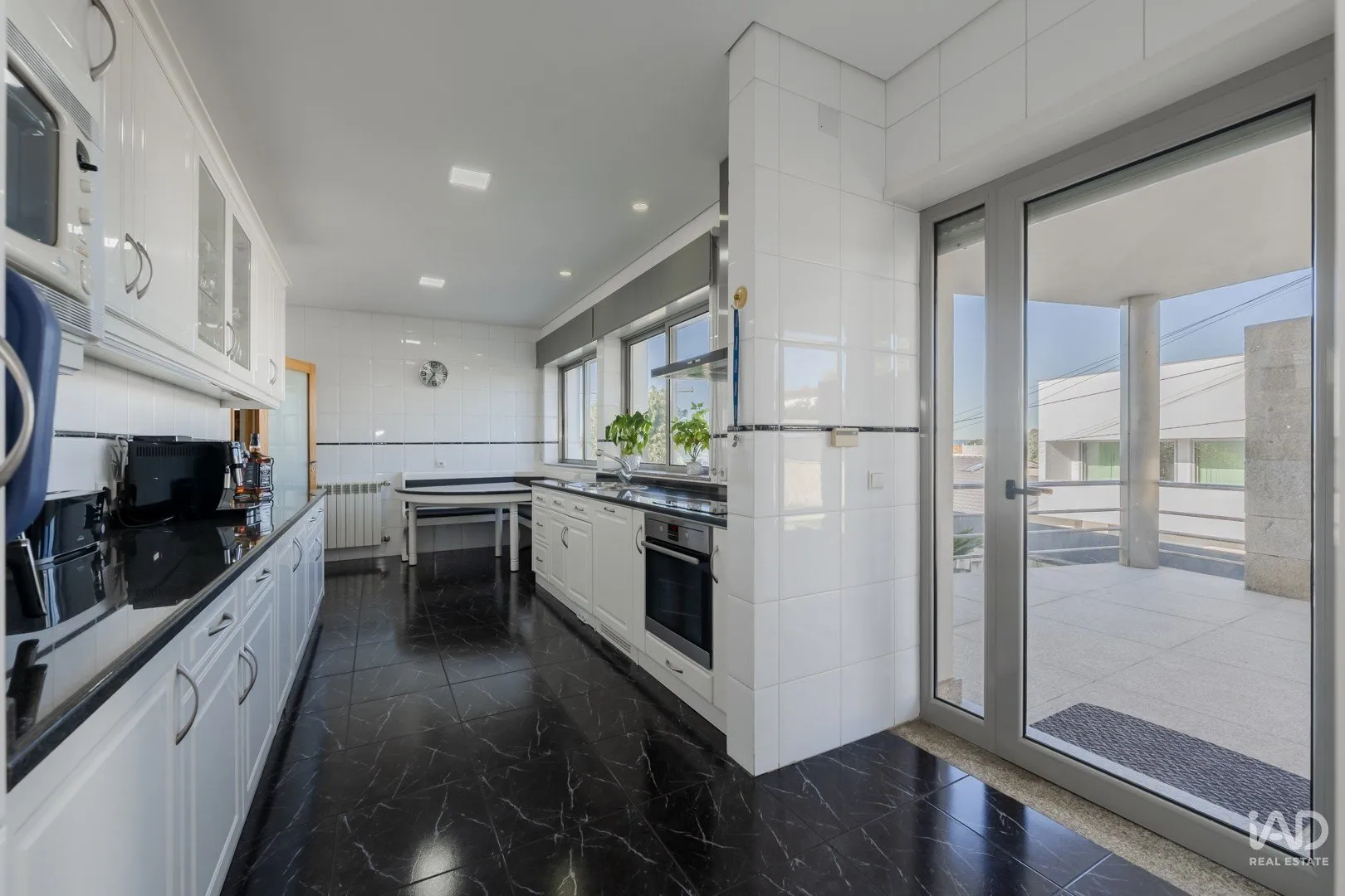 DOgK1cKloM7PkuzCBsF8Bv7AnkLtdjU0ZOqONBOD