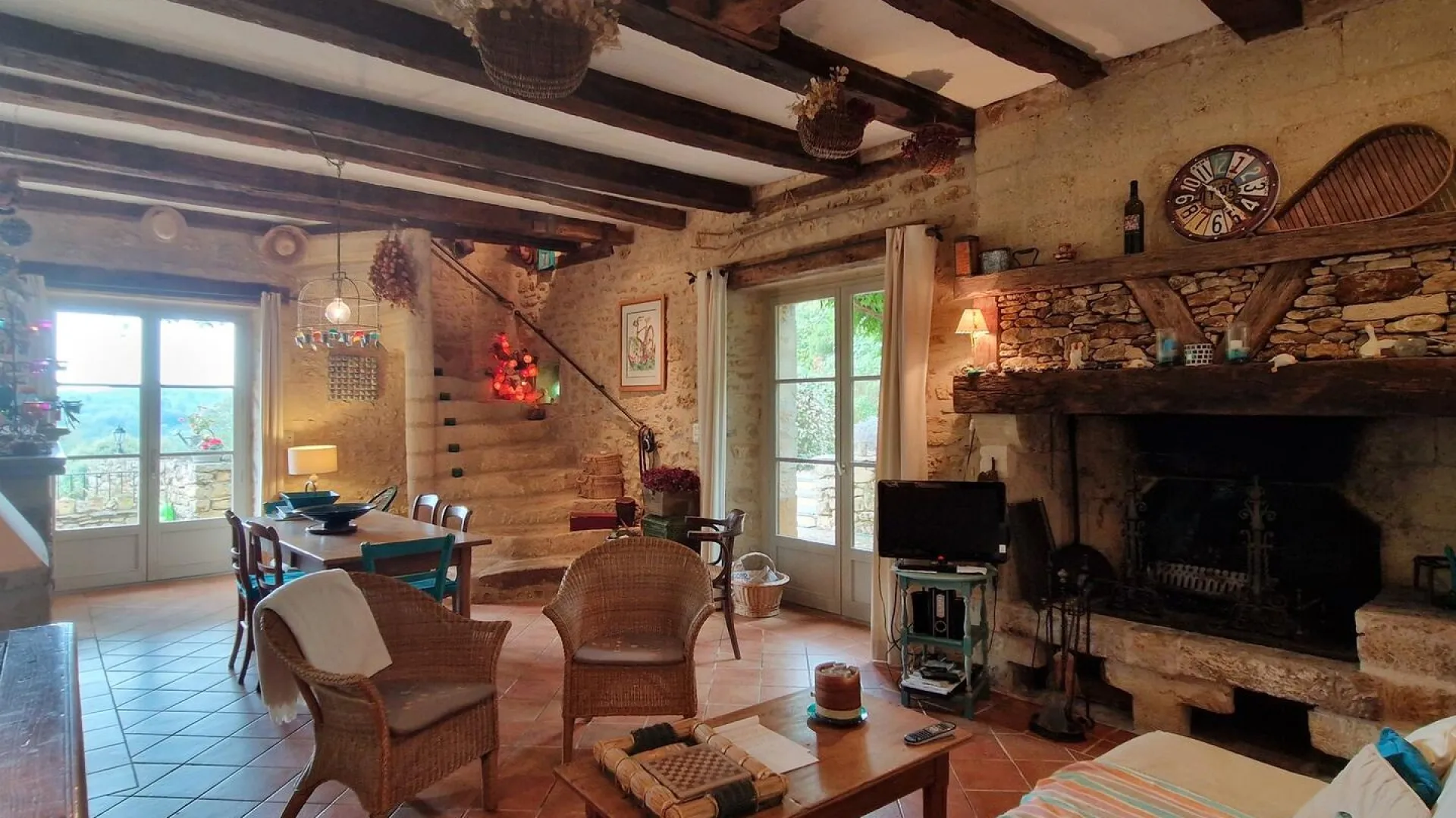 aM1tOoK31VO6hHJLw8SF5eRXrWqEVqAhPf1BCIyd